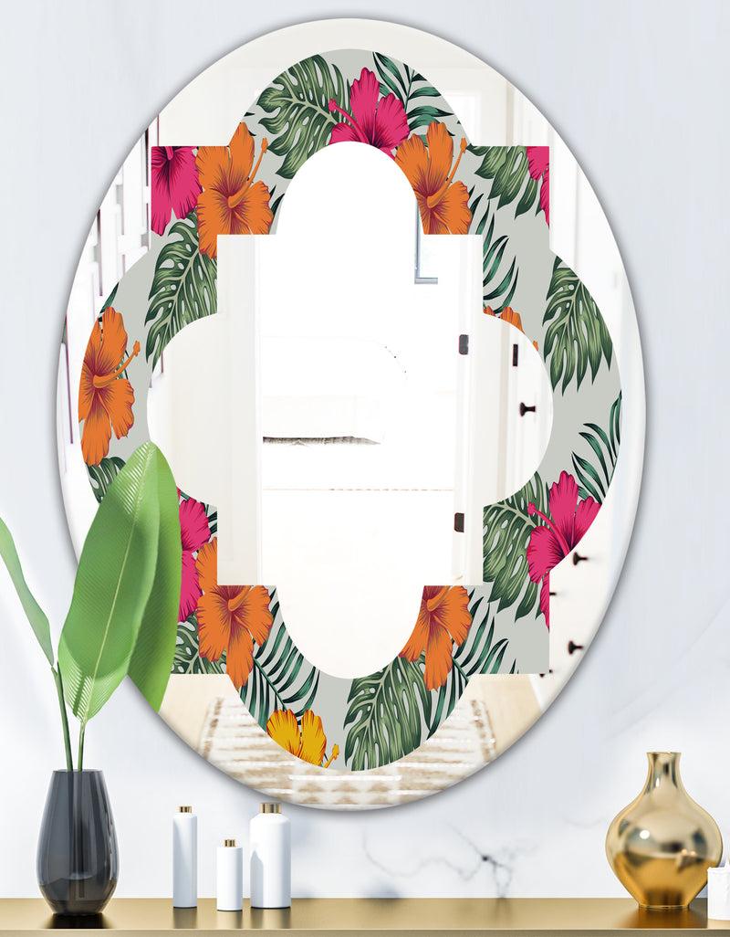 DesignQ Retro Tropical Leaves III - Cottage Round Or Oval Wall Mirror - Quatrefoil