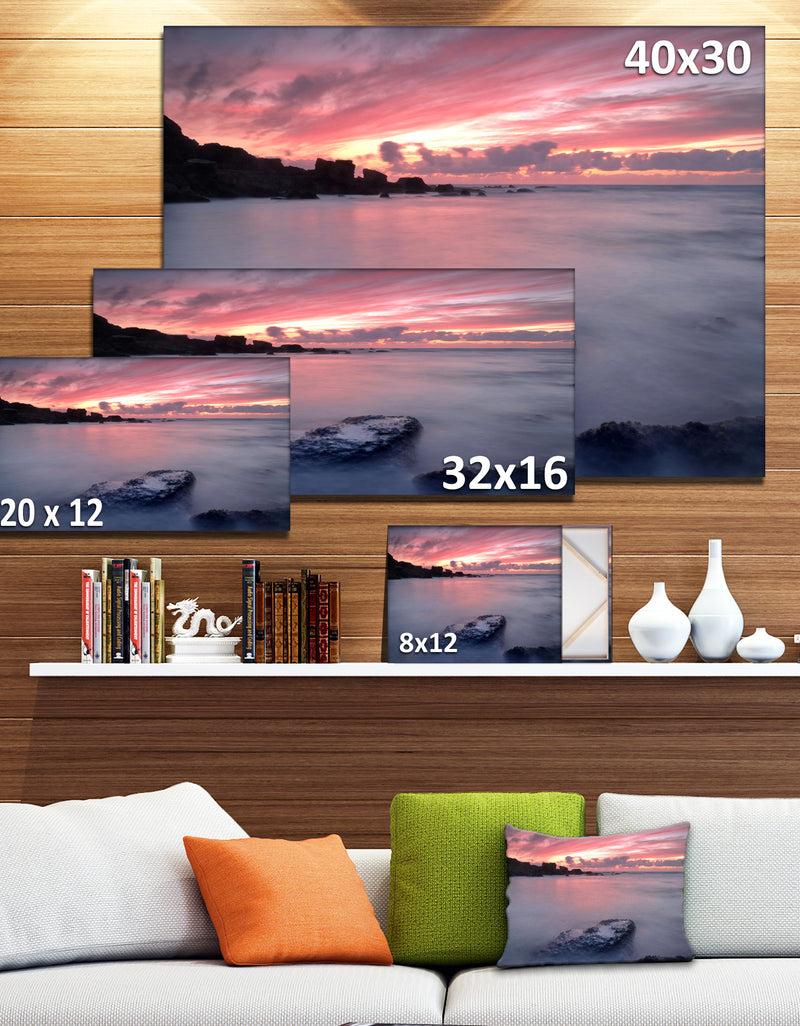 DesignQ Rocks Dark Samarra Seashore Sintra - Contemporary Seascape Art Canvas