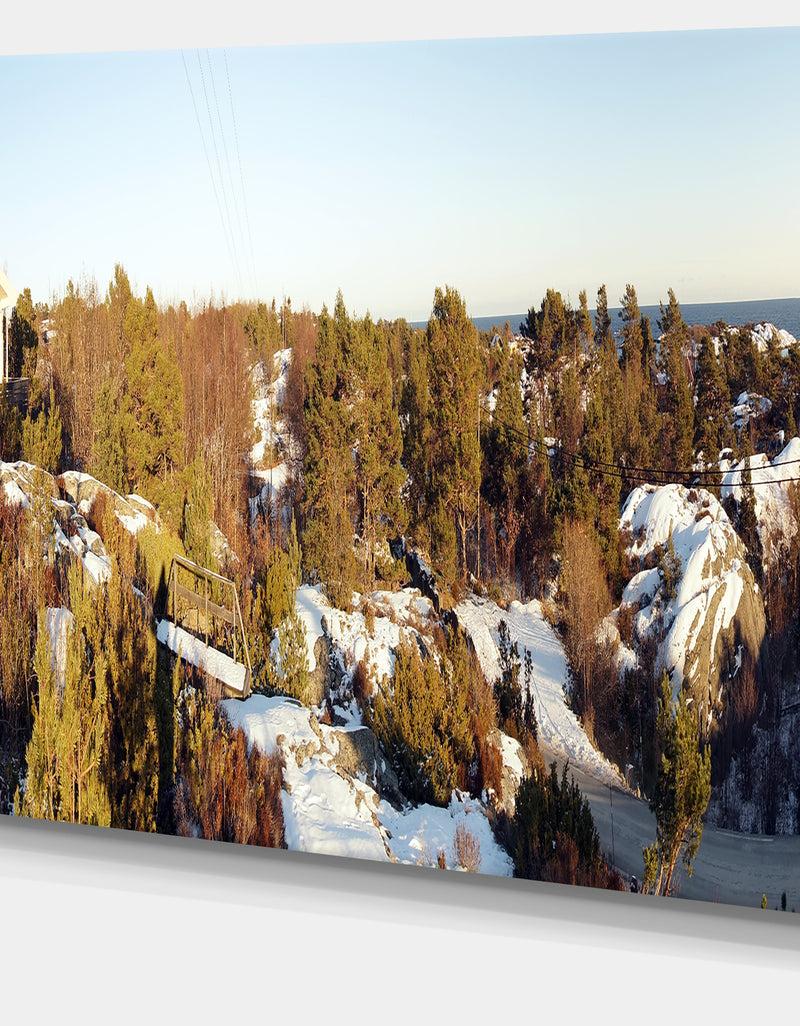 DesignQ Rocky Coast With Wooden Cottage - Landscape Wall Art Canvas Print