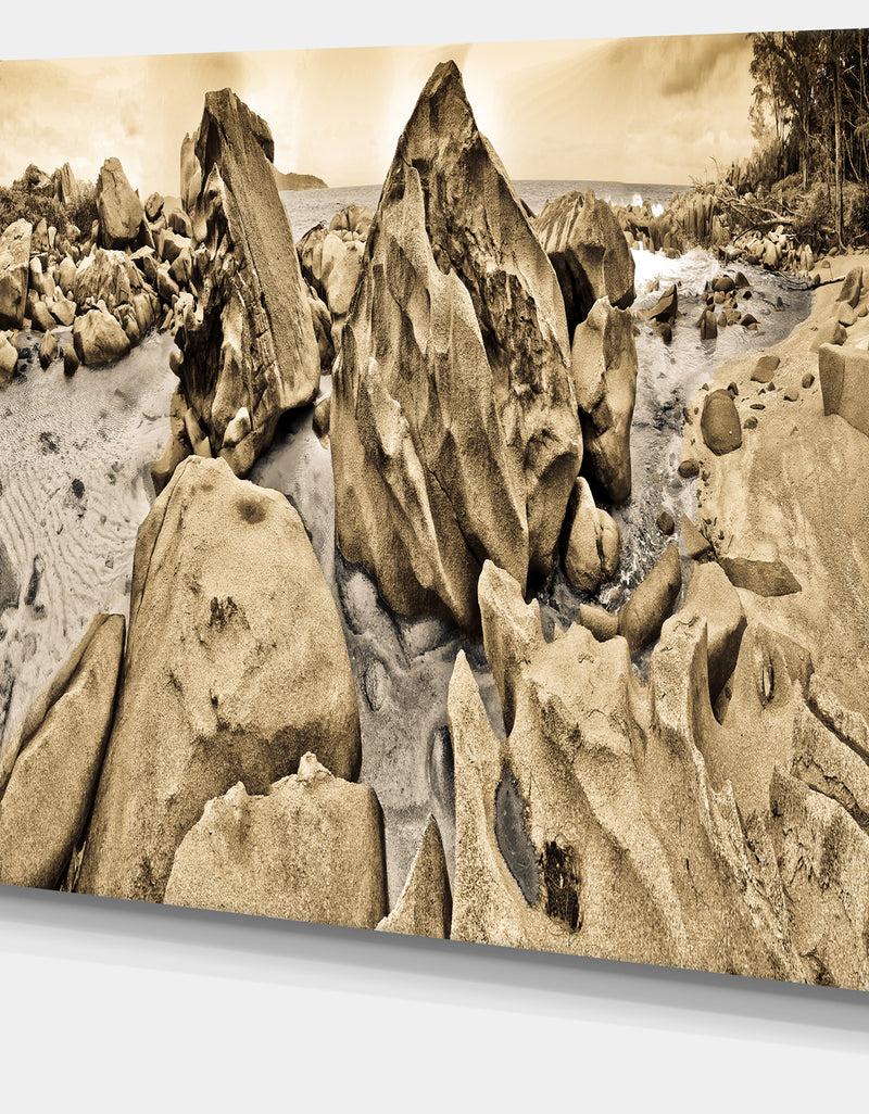 DesignQ Rocky Praslin Seychelles Panorama - Landscape Art Canvas Print