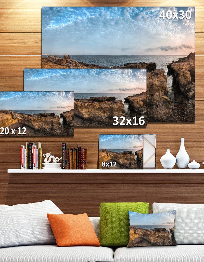 DesignQ Rough Rocky Coast Under Blue Sky - Oversized Beach Canvas Artwork