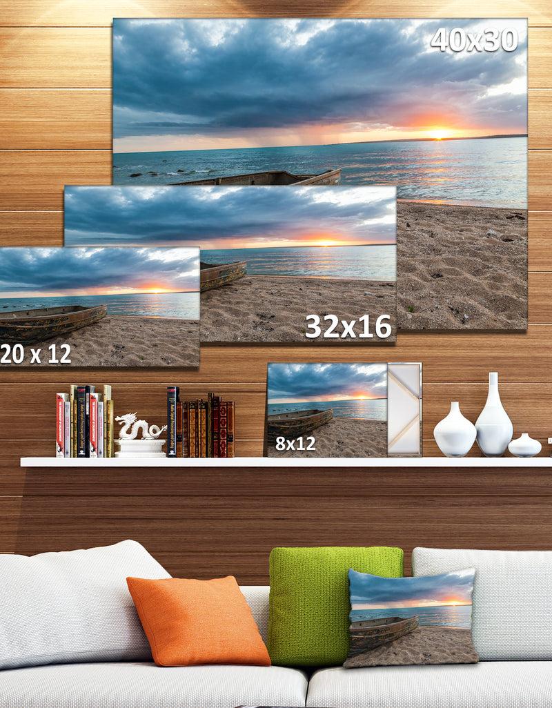 DesignQ Rusty Row Boat On Sand At Sunset - Extra Large Seascape Art Canvas