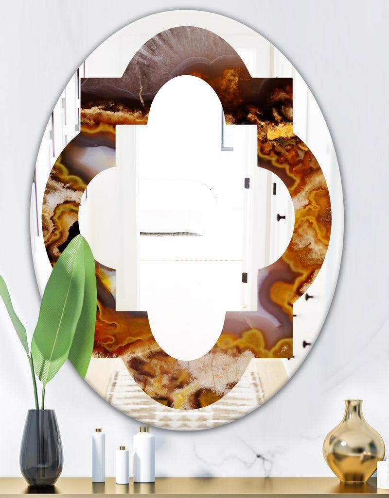 DesignQ Sand Close Up - Modern Round Or Oval Wall Mirror - Quatrefoil