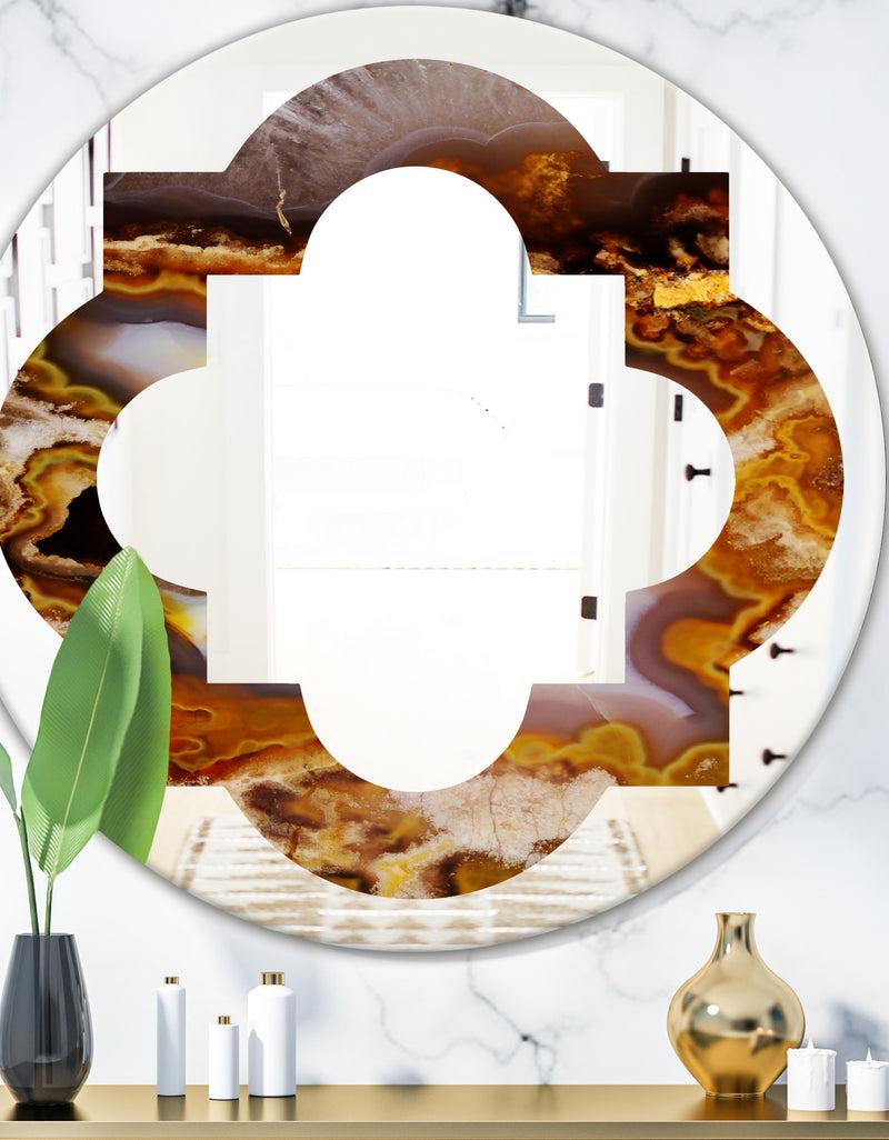 DesignQ Sand Close Up - Modern Round or Oval Wall Mirror - Quatrefoil