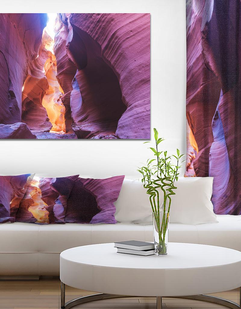 DesignQ Sandstone Layer In Antelope Canyon - Canyon Photography On Wrapped Canvas