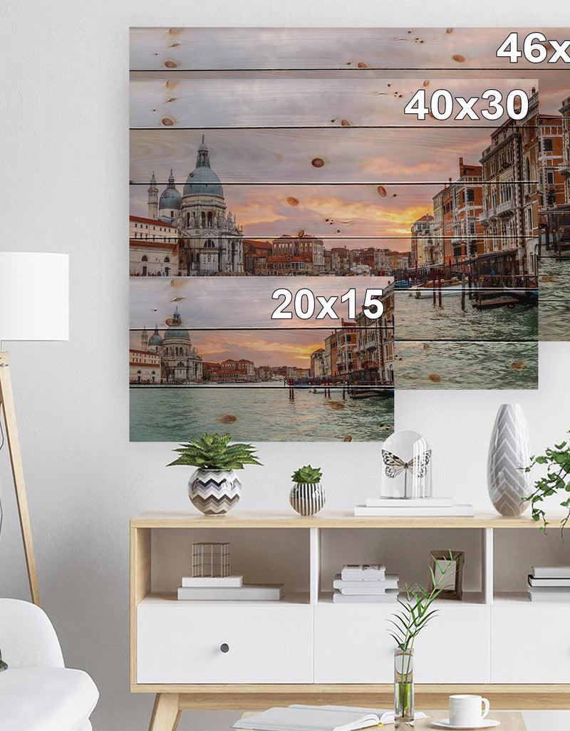 DesignQ Santa Maria Della Salute - Cityscape Print On Natural Pine Wood