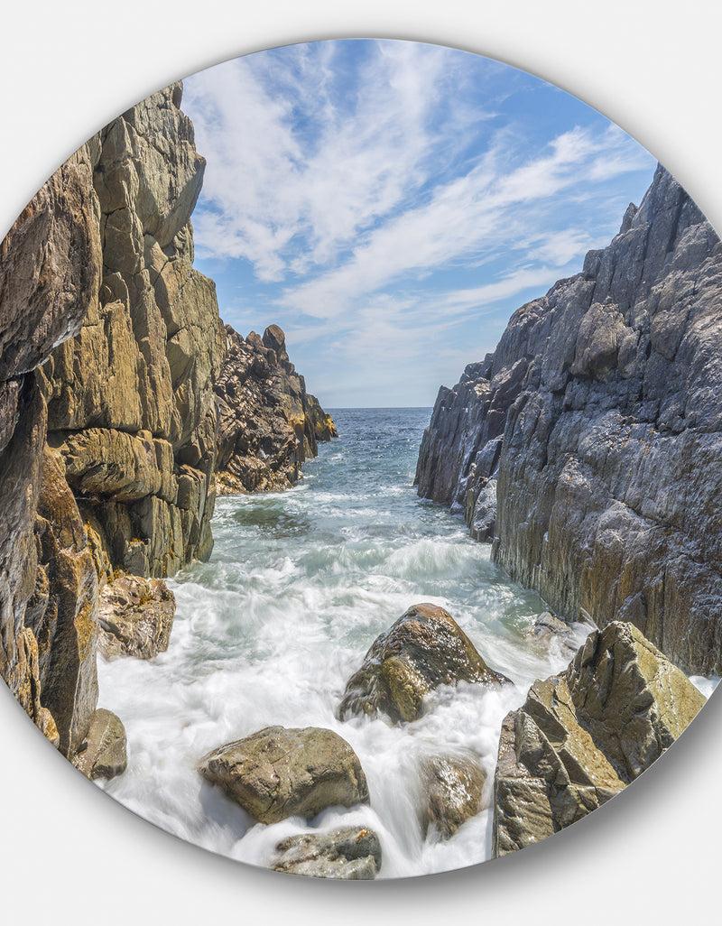 DesignQ Sea Waves Hitting Rocky Shore - Modern Seascape Round Metal Wall Art