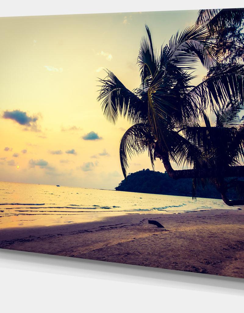 DesignQ Silhouette Coconut Tree - Seashore Canvas Wall Artwork