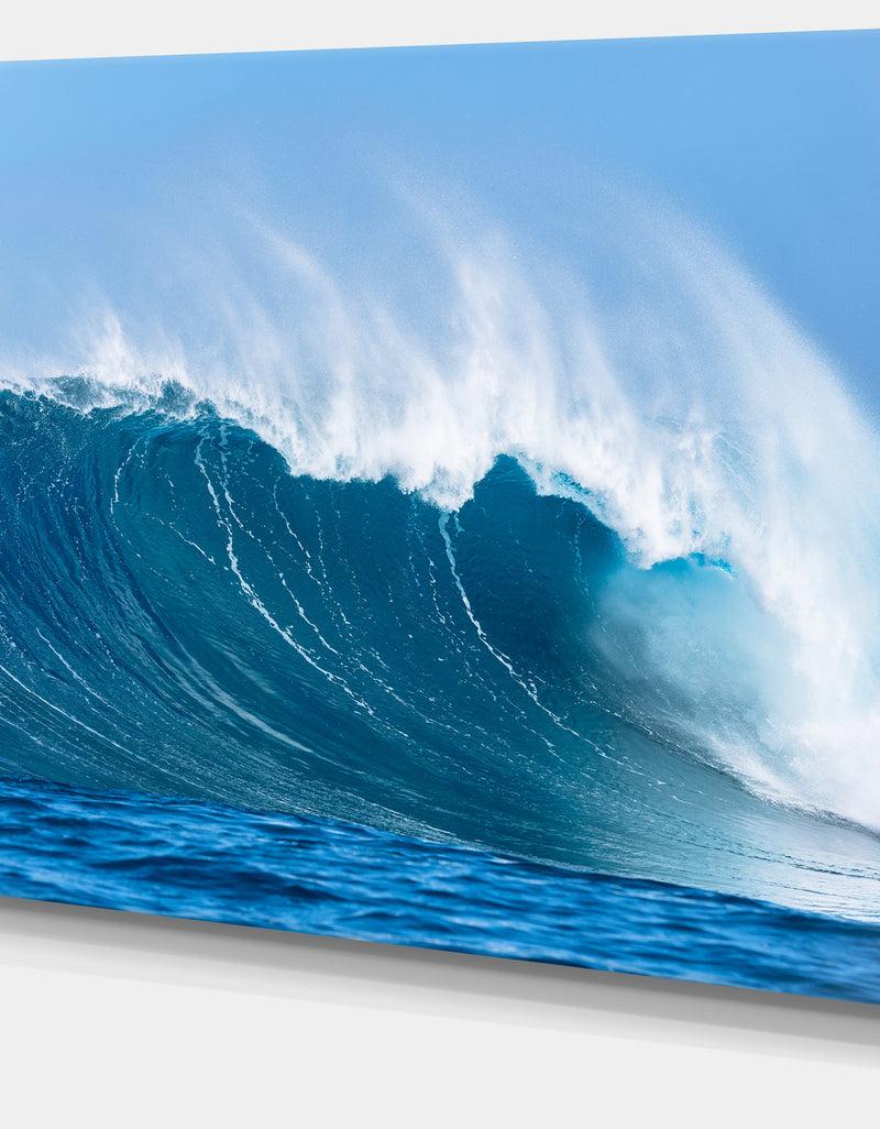 DesignQ Sky Hitting Ocean Waves - Seascape Canvas Art Print