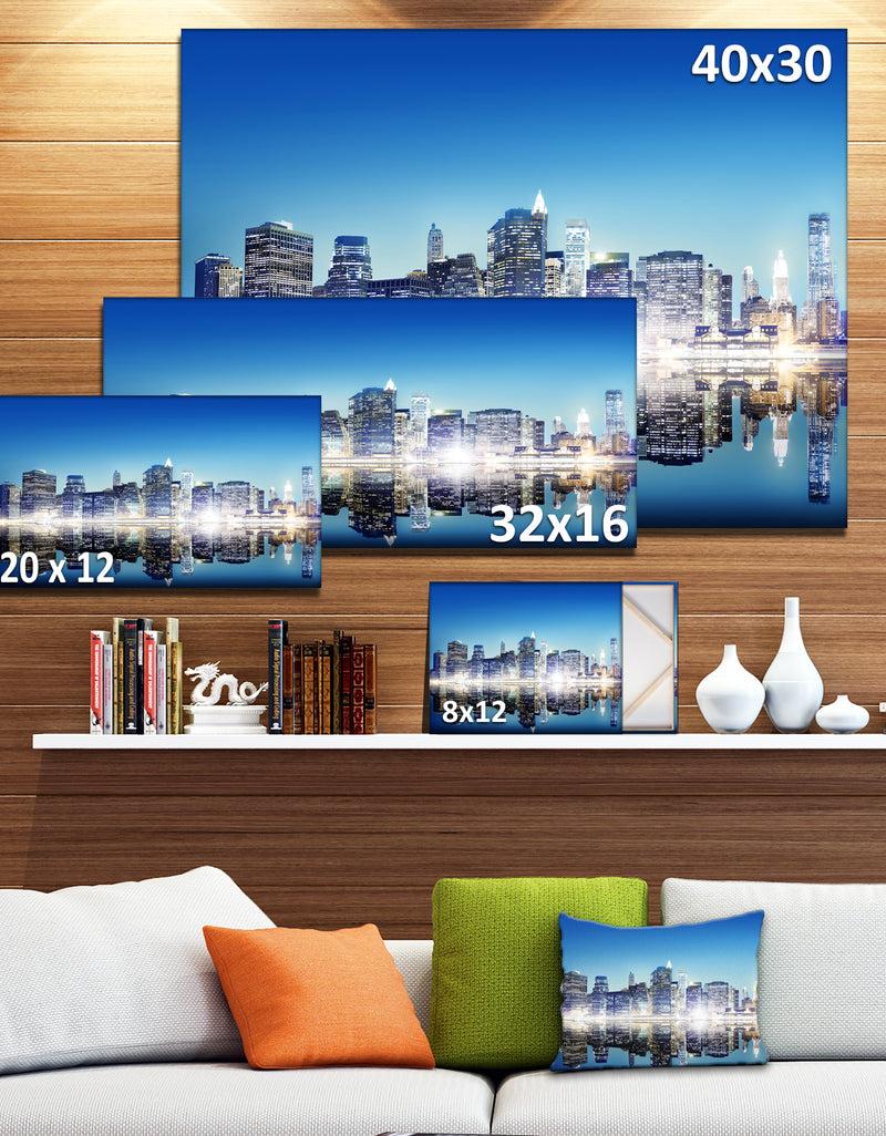 DesignQ Skyscraper On New York City - Cityscape Canvas Wall Art