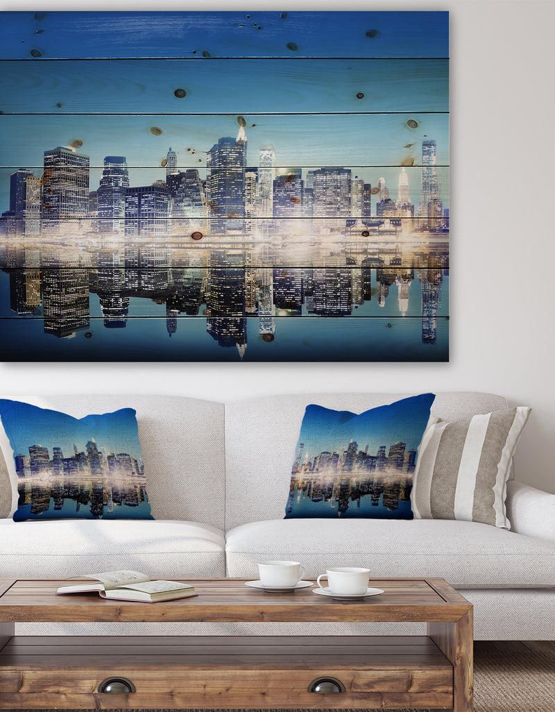 DesignQ Skyscraper on New York City - Cityscape Print on Natural Pine Wood
