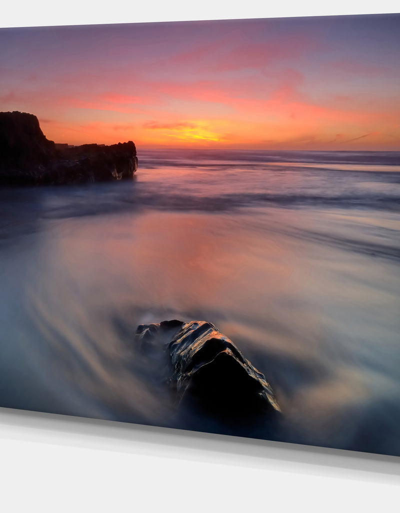 DesignQ Softness In The Tide Magoito Beach - Contemporary Seascape Art Canvas