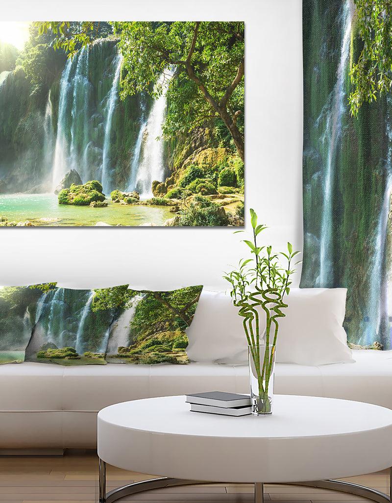 DesignQ Spring Waterfall in Vietnam - Lake Landscapes Photographic on wrapped Canvas