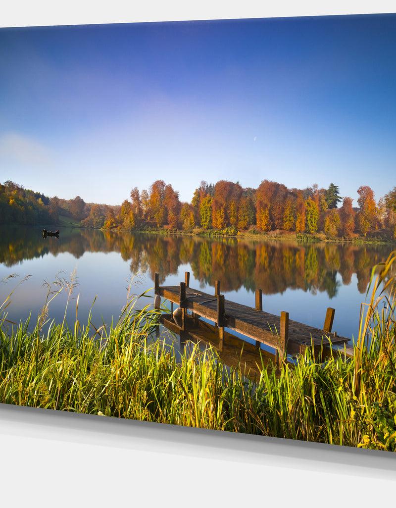 DesignQ Still Waters Of Fall Lake - Landscape Wall Artwork