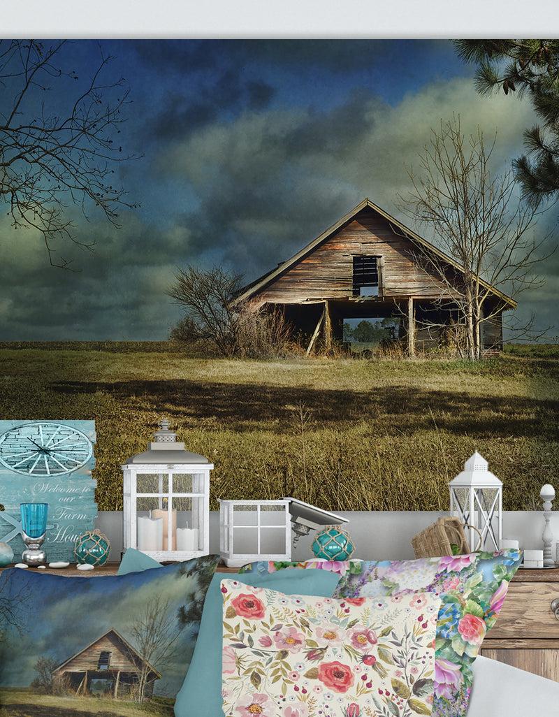DesignQ Storm Barn II - Farmhouse Premium Canvas Wall Art