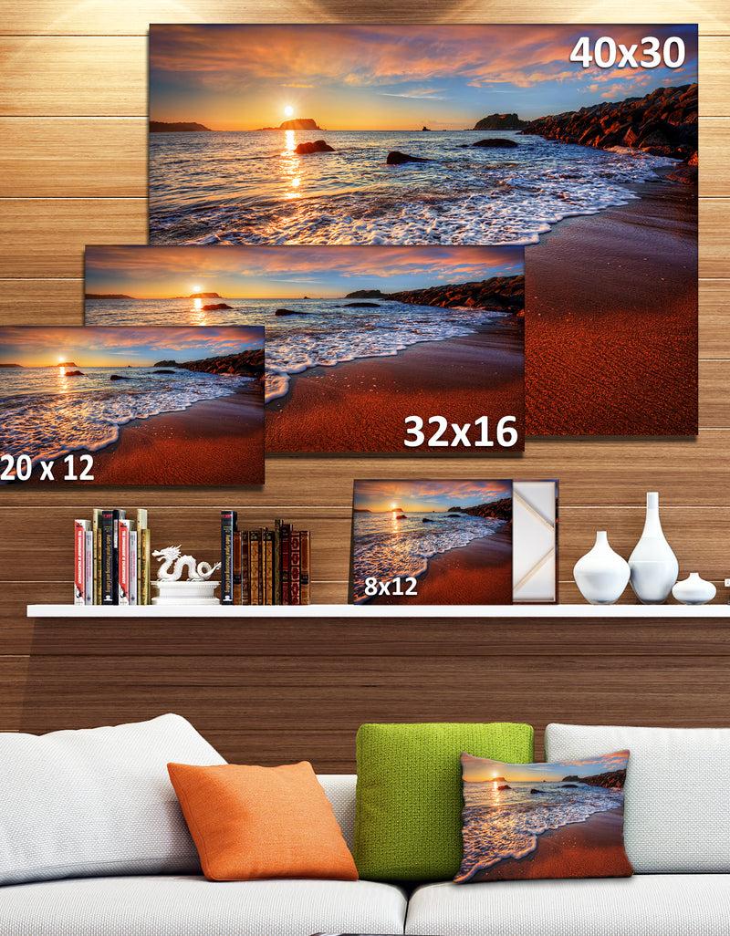 DesignQ Stunning Ocean Beach At Sunset - Seashore Canvas Art Print