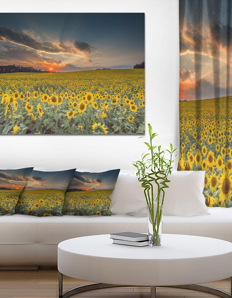 DesignQ Sunflower Sunset With Cloudy Sky - Large Landscape Canvas Art