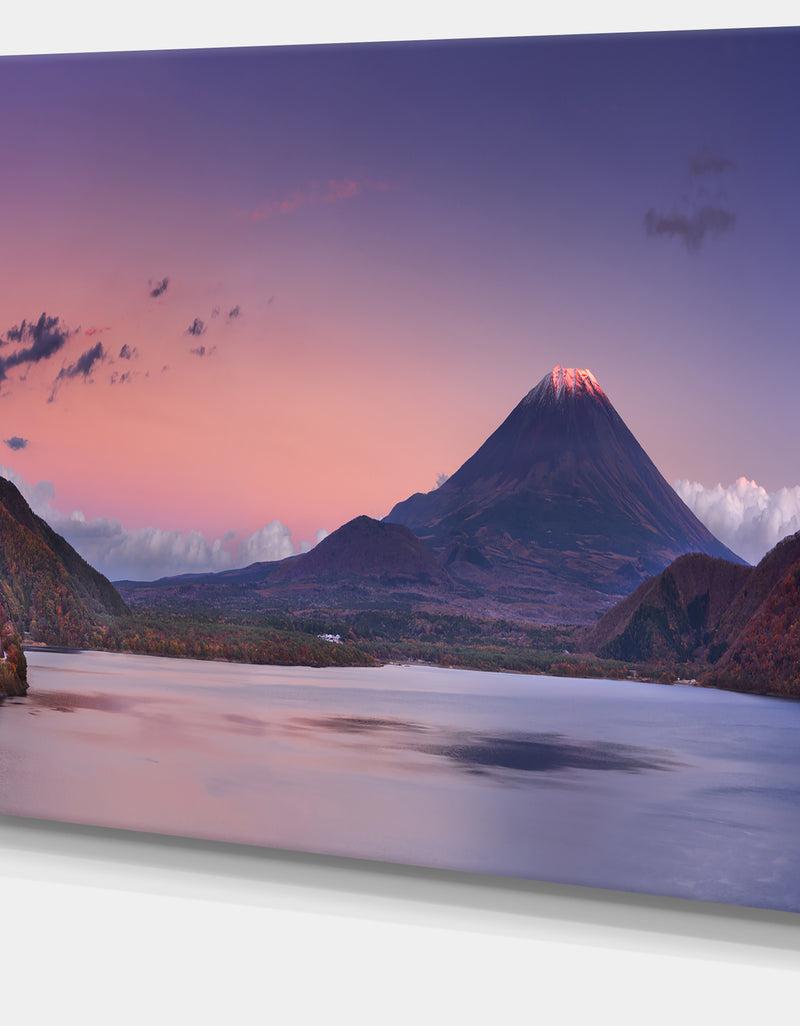 DesignQ Sunset At Mount Fuji And Lake Motosu - Modern Landscape Canvas Art