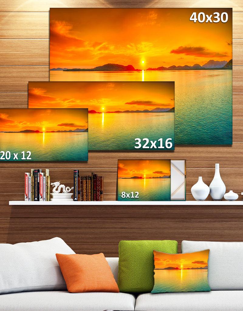 DesignQ Sunset Panorama - Photography Canvas Art Print