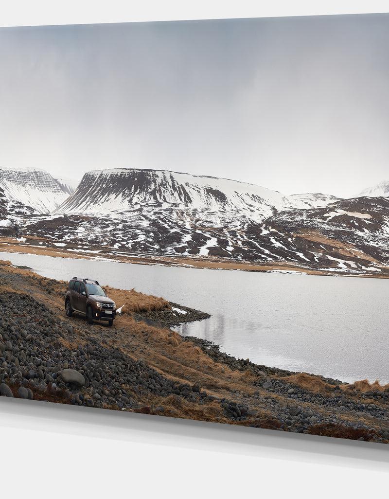 DesignQ SUV Road Trip Adventure - Landscape Canvas Wall Artwork