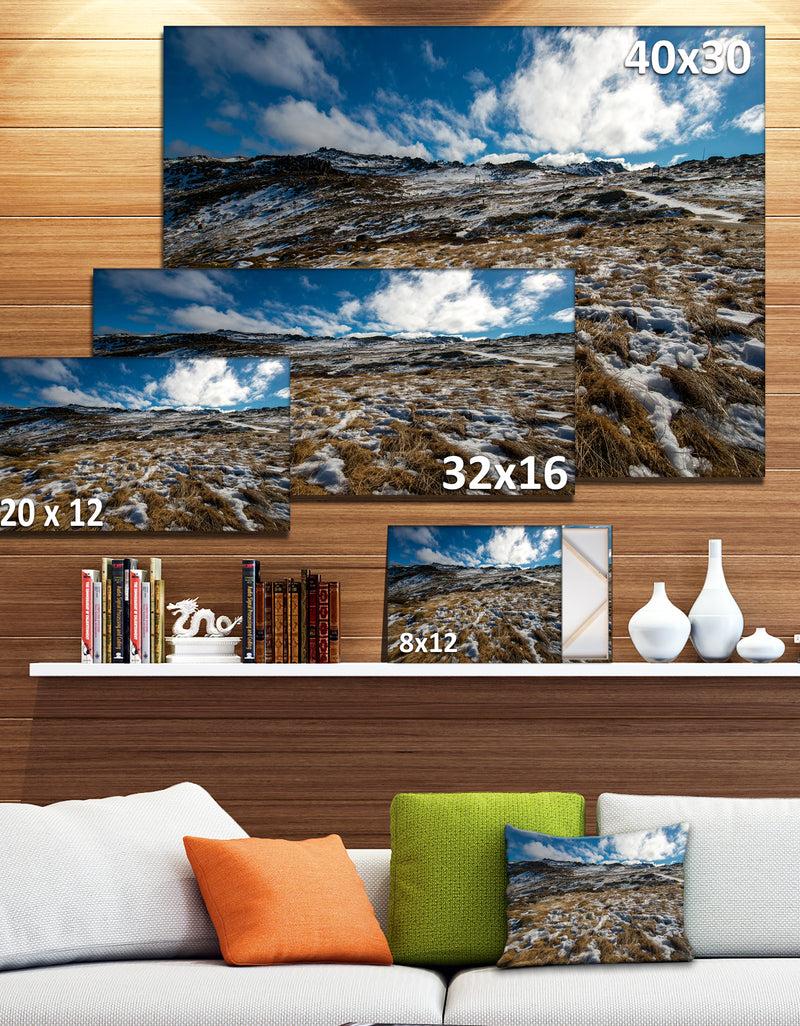DesignQ Top Of Kosciuszko National Park - Large Seashore Canvas Print