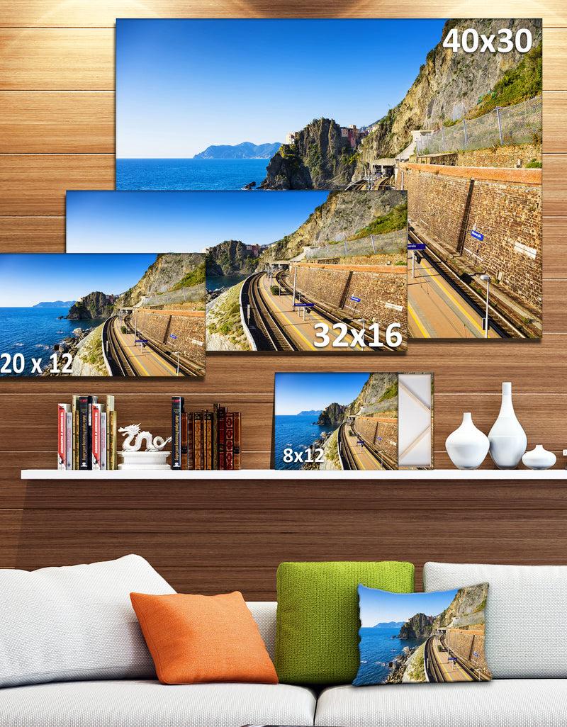 DesignQ Train And Railroad Station In Manarola - Oversized Landscape Wall Art Print