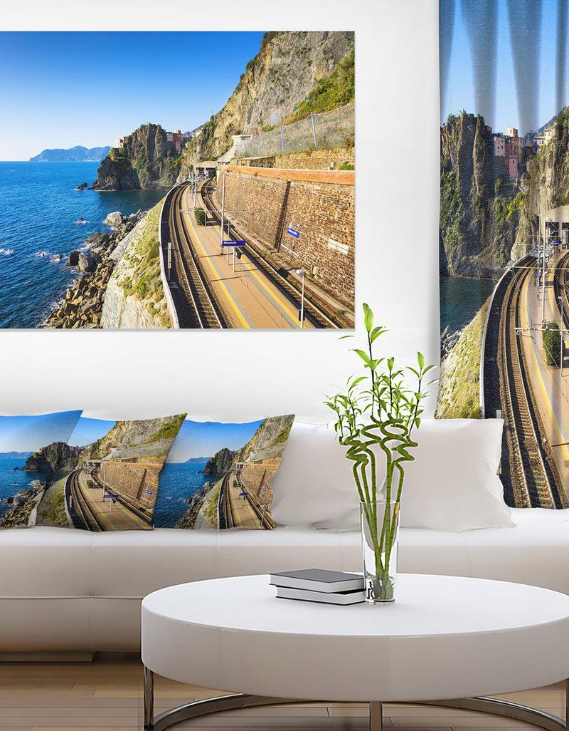 DesignQ Train and Railroad Station in Manarola - Oversized Landscape Wall Art Print