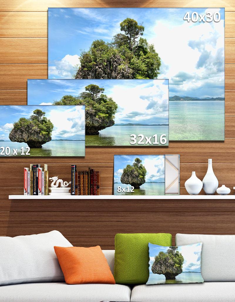 DesignQ Tree Island In Summer - Landscape Photography Canvas Print