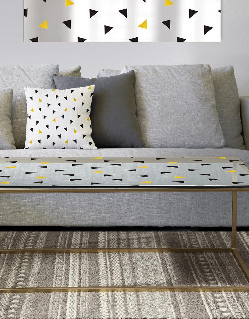 DesignQ Trendy Black and Gold Triangular Pattern - Metal Glam Coffee Table
