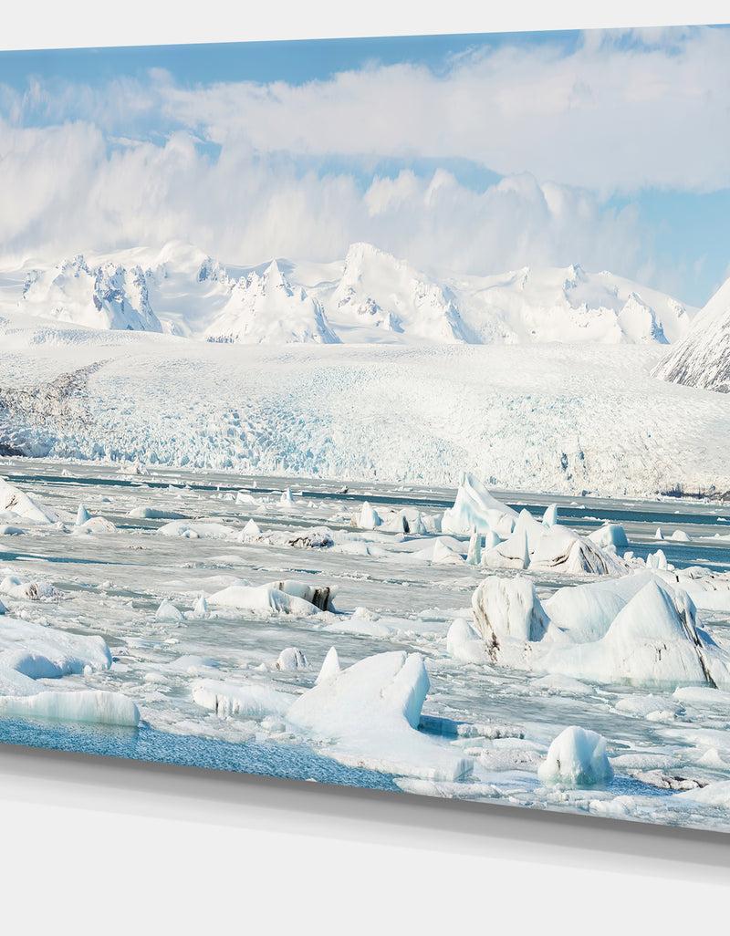 DesignQ Vatnajokull Glacier In Iceland - Landscape Wall Art Canvas Print