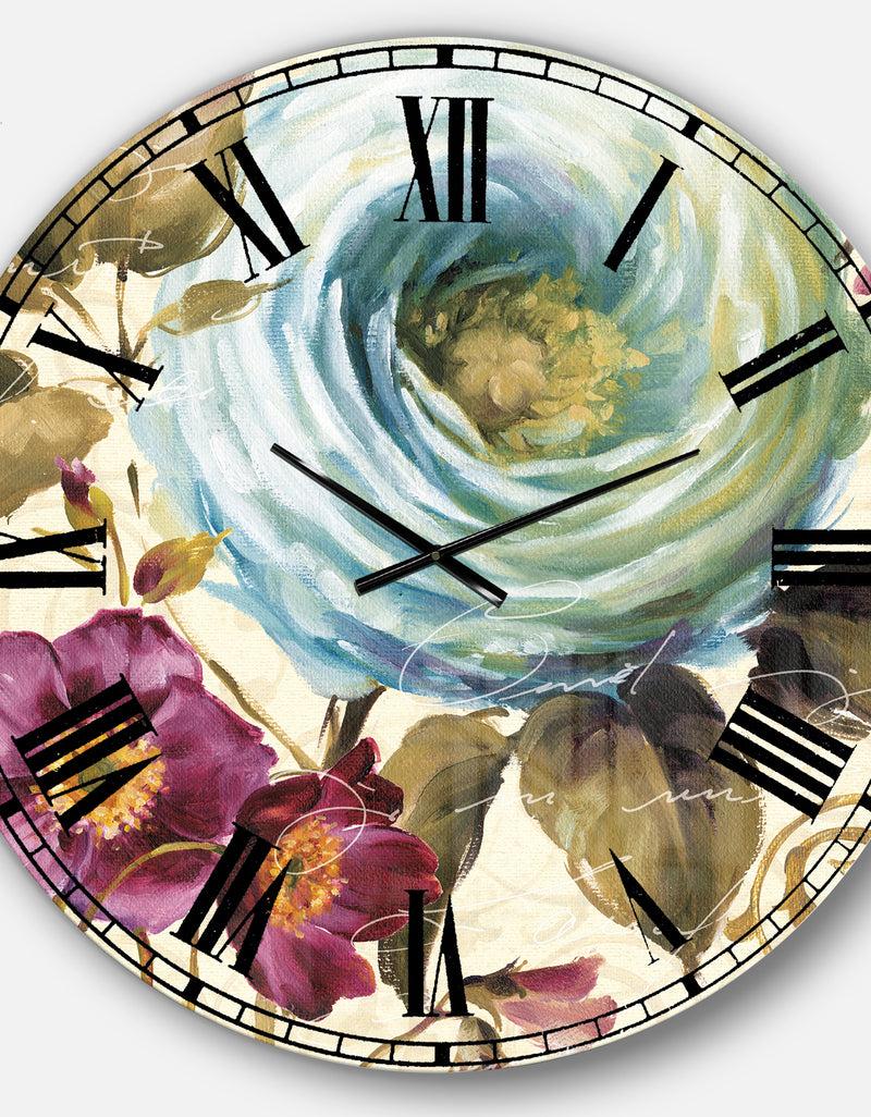 DesignQ Victorias Cream Flower - Traditional Large Wall CLock