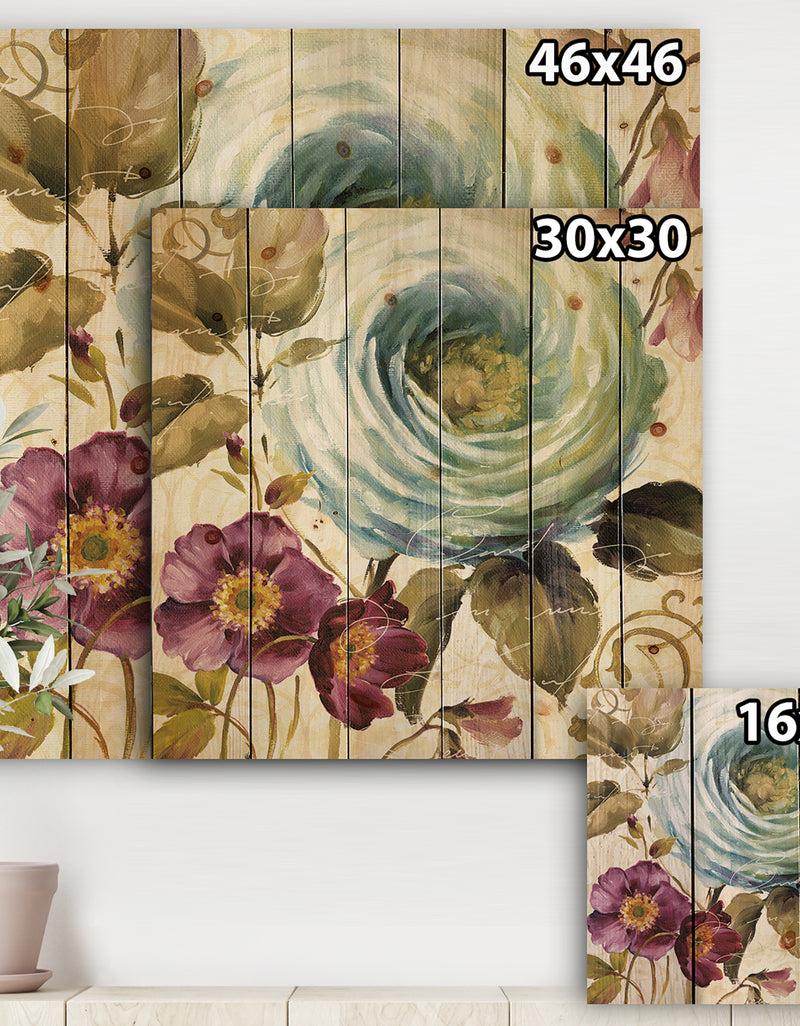 DesignQ Victorias Cream Flower - Traditional Print On Natural Pine Wood