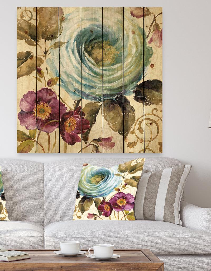 DesignQ Victorias Cream Flower - Traditional Print on Natural Pine Wood