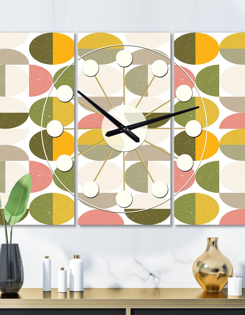 DesignQ Vintage Circular Design I - Oversized Mid-Century wall clock - 3 Panels
