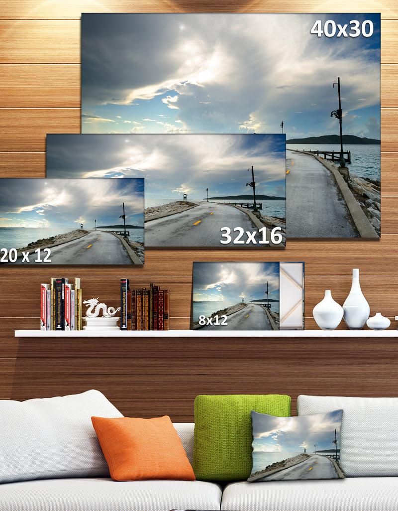 DesignQ Vintage Pathway Into The Ocean - Sea Bridge Canvas Wall Artwork