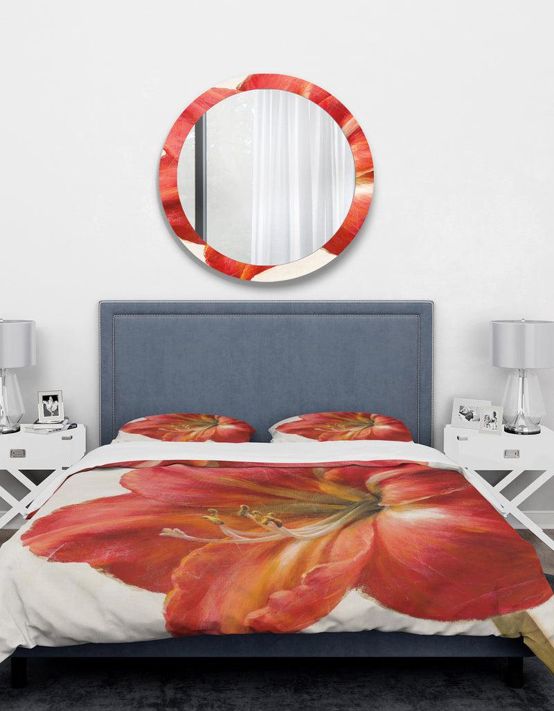 DesignQ Vivid Red Amaryllis - Traditional Duvet Cover Set