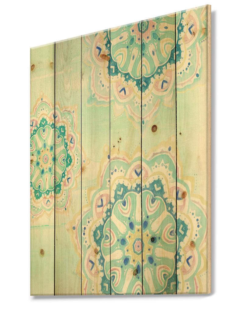DesignQ Watercolor Mandalas IV - Floral & Botanical Print On Natural Pine Wood