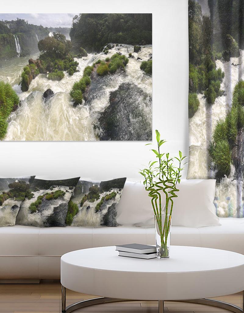 DesignQ Waterfall Iguacu Falls in Brazil - Landscape Art Canvas Print