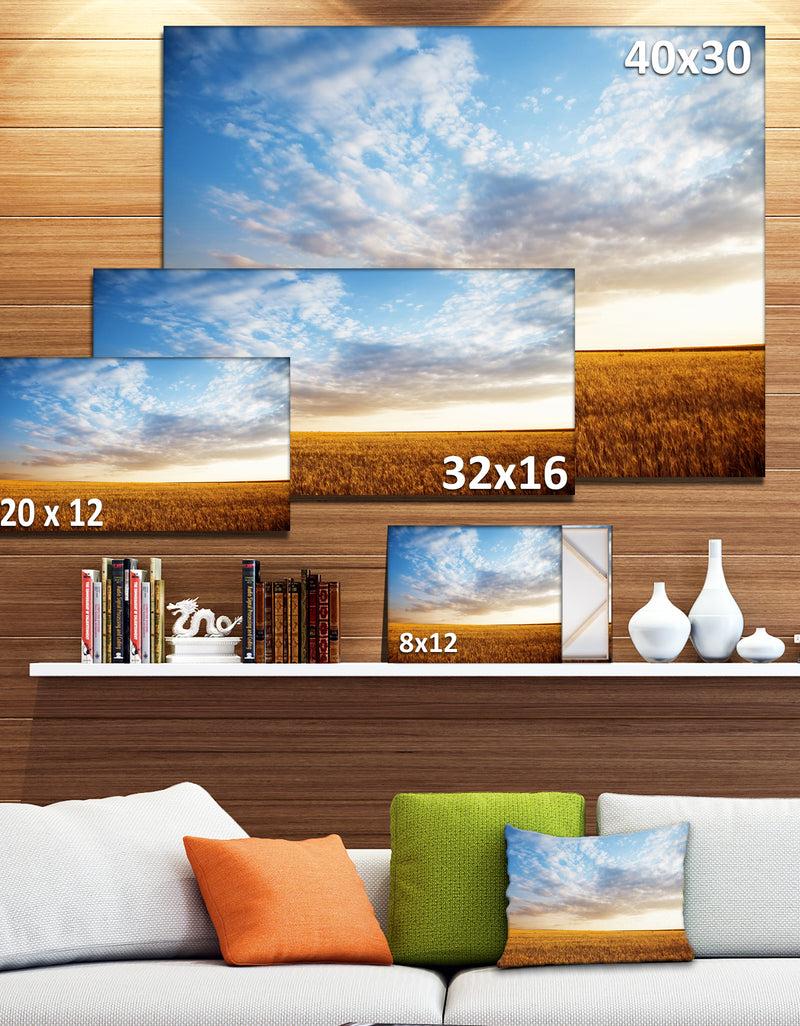 DesignQ Wheat Field Under Summer Sky - Extra Large Wall Art Landscape