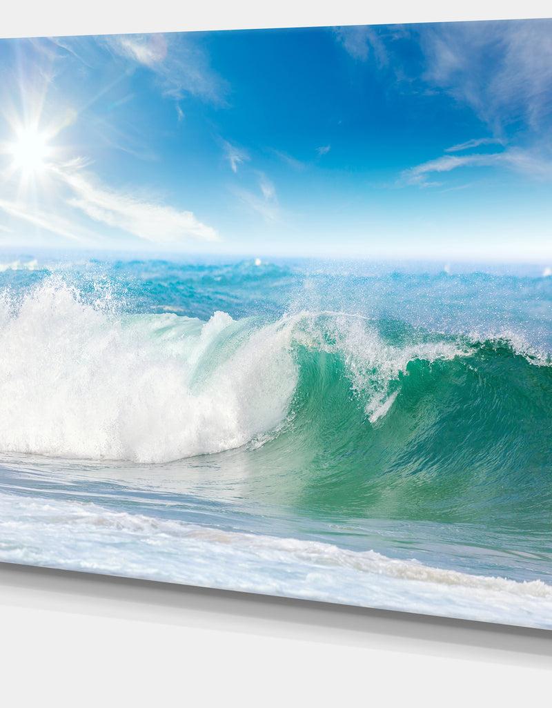 DesignQ White And Blue Waves Under Sun - Seashore Canvas Wall Artwork