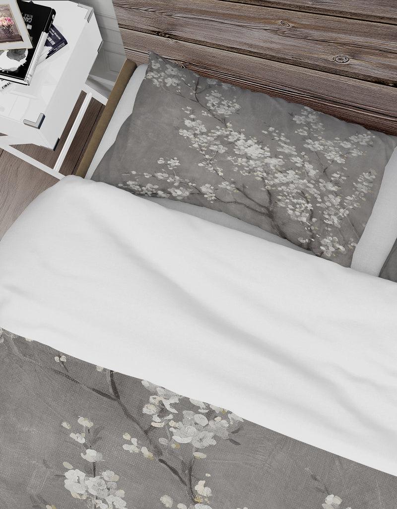 DesignQ White Cherry Blossoms II - Farmhouse Duvet Cover Set