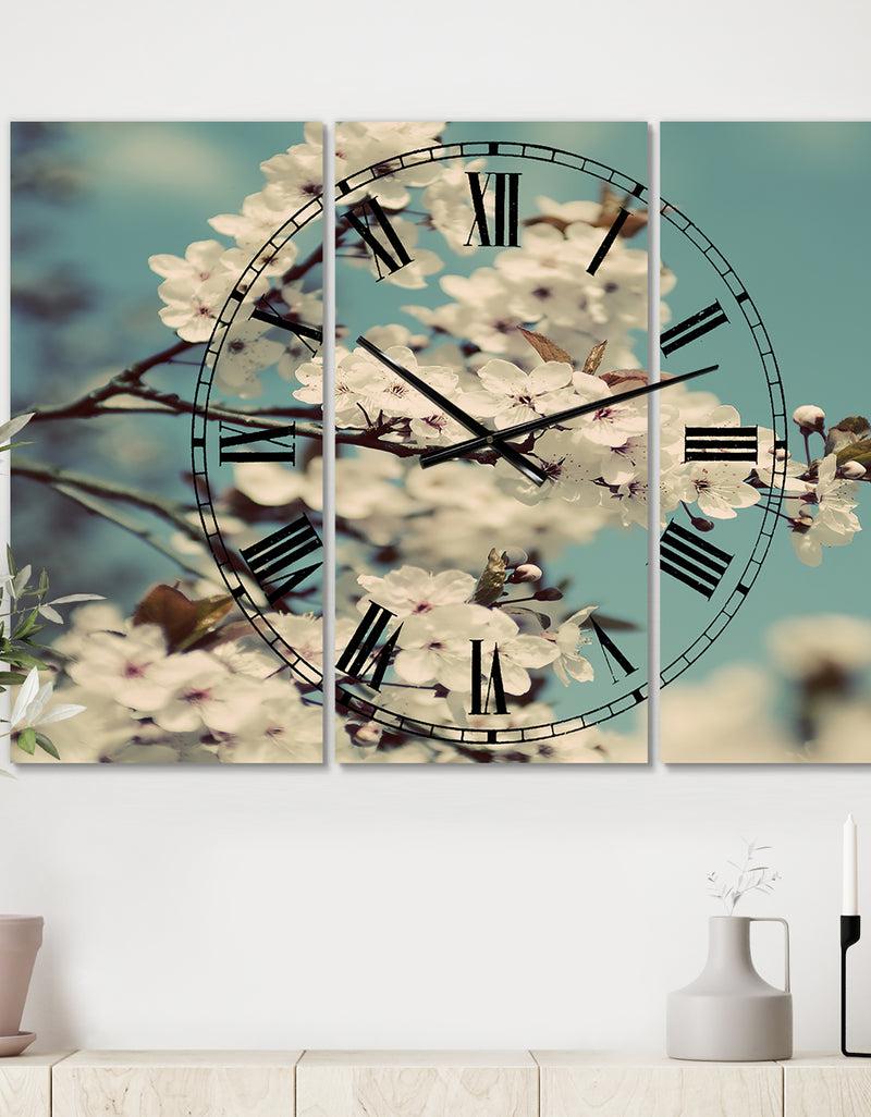 DesignQ White Spring Blossom - Oversized Cottage Wall Clock - 3 Panels