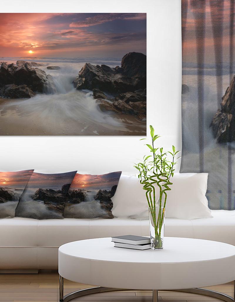 DesignQ White Waves Rushing Between Rocks - Contemporary Seascape Art Canvas