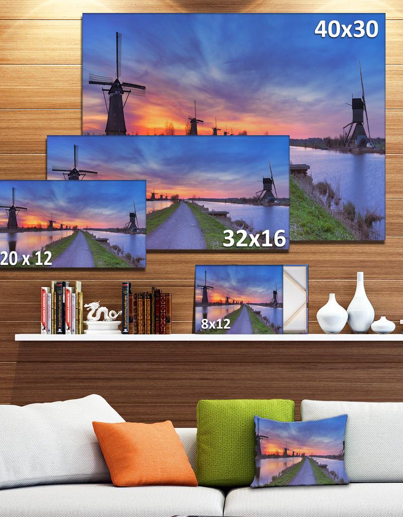 DesignQ Windmills Morning Panorama - Large Glossy Canvas Art Print