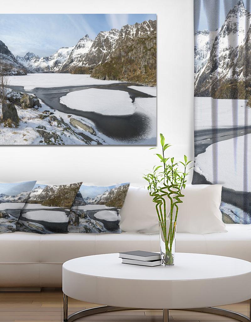 DesignQ Winter in Lofoten Islands - Extra Large Landscape Canvas Art Print