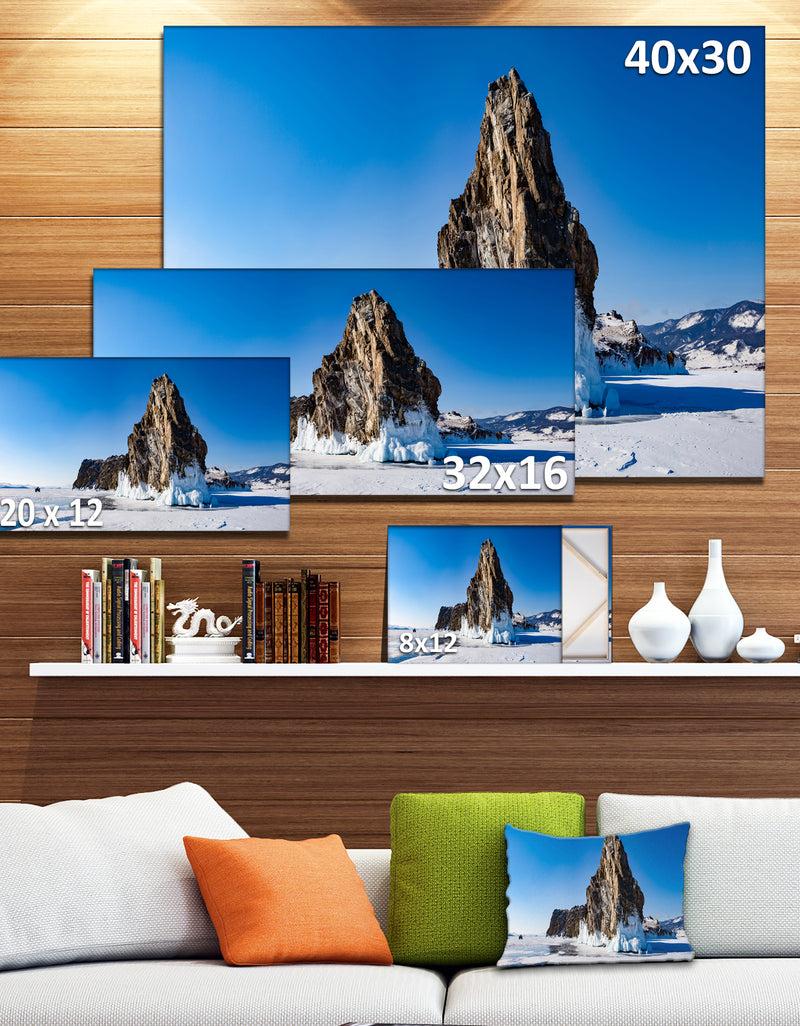 DesignQ Winter Lake Baikal Panorama - Extra Large Seashore Canvas Art