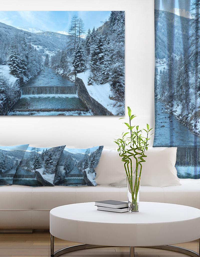 DesignQ Winter Mountain Stream - Landscape Photo Canvas Print