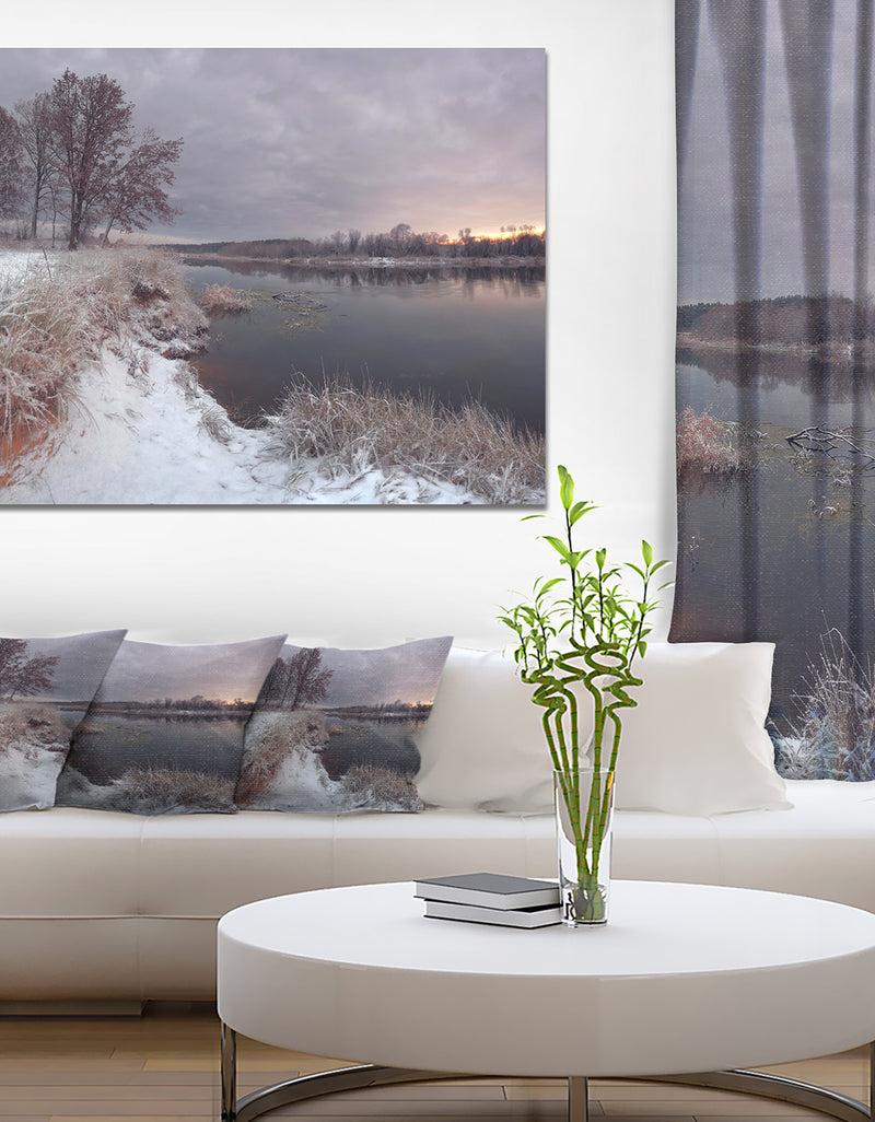 DesignQ Winter River In Dark Morning - Seashore Wall Art On Canvas