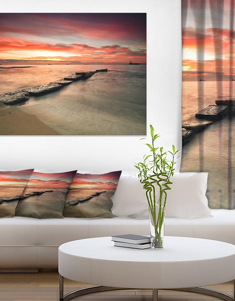 DesignQ Wonderful Sunrise on Black Ocean - Beach Canvas Wall Art