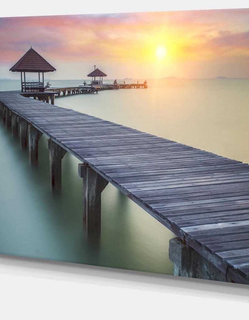 DesignQ Wooden Sea Bridge And Sunset - Seashore Photo Canvas Print